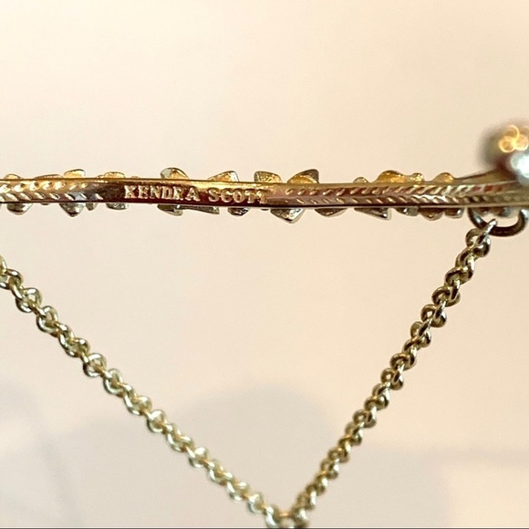 Kendra Scott Cuff with Hand Chain - Picture 4 of 6